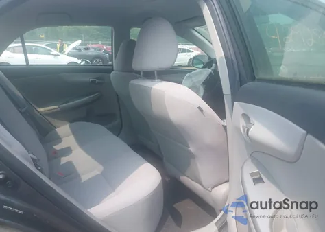 2011 Toyota Corolla Le z USA, uszkodzony, nr VIN JTDBU4EE5B9135319